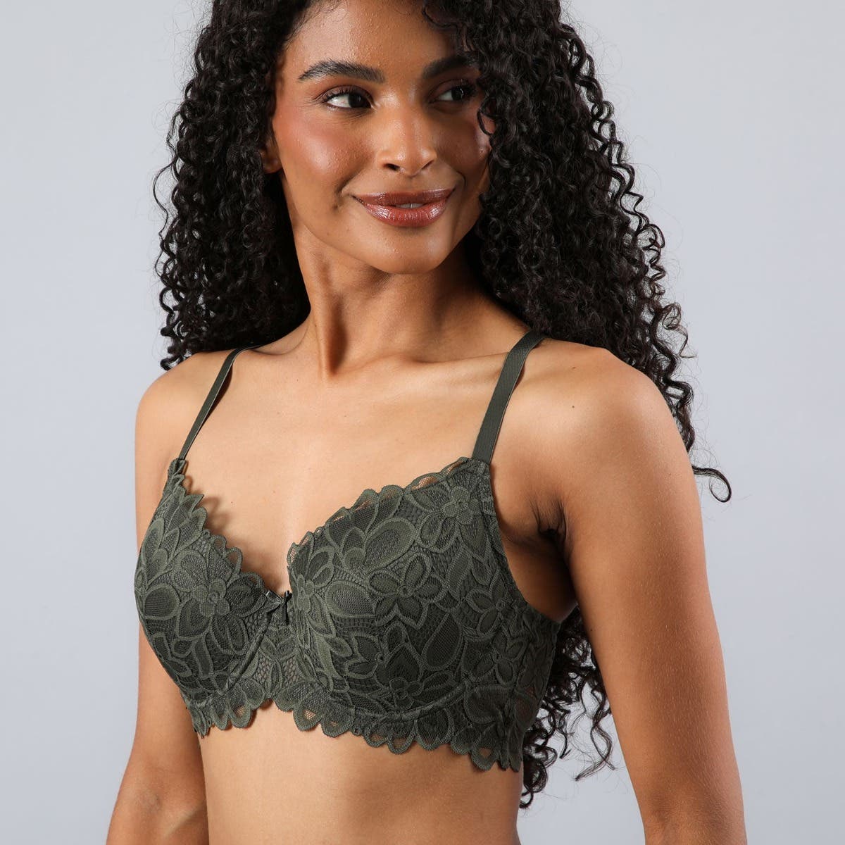 https://www.catalogoflores.cl/media/catalog/product/1/3/13502-235_4_zahufr4ybvvf4ddp_1.jpg