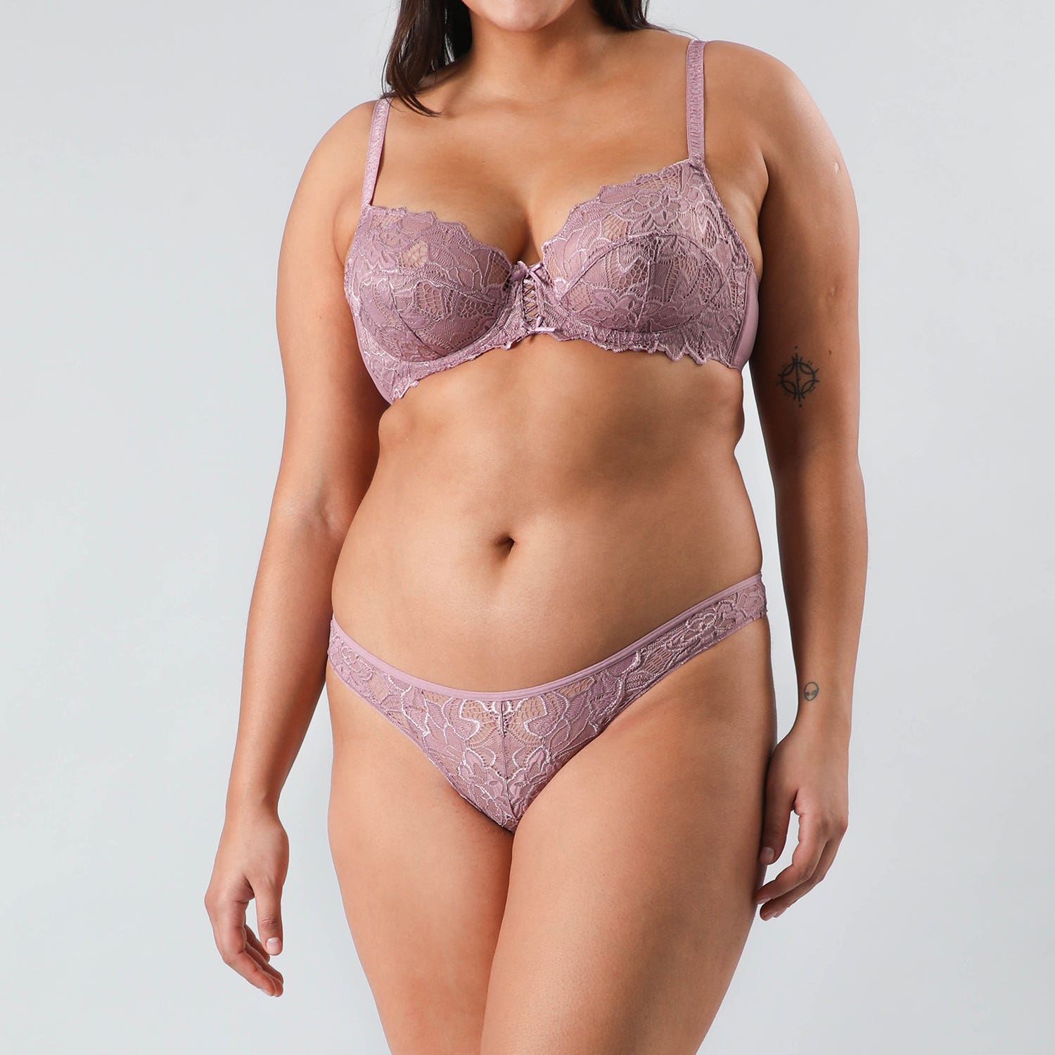 https://www.catalogoflores.cl/media/catalog/product/2/2/2233-204_1_ukf3hpssf1qjdizh.jpg