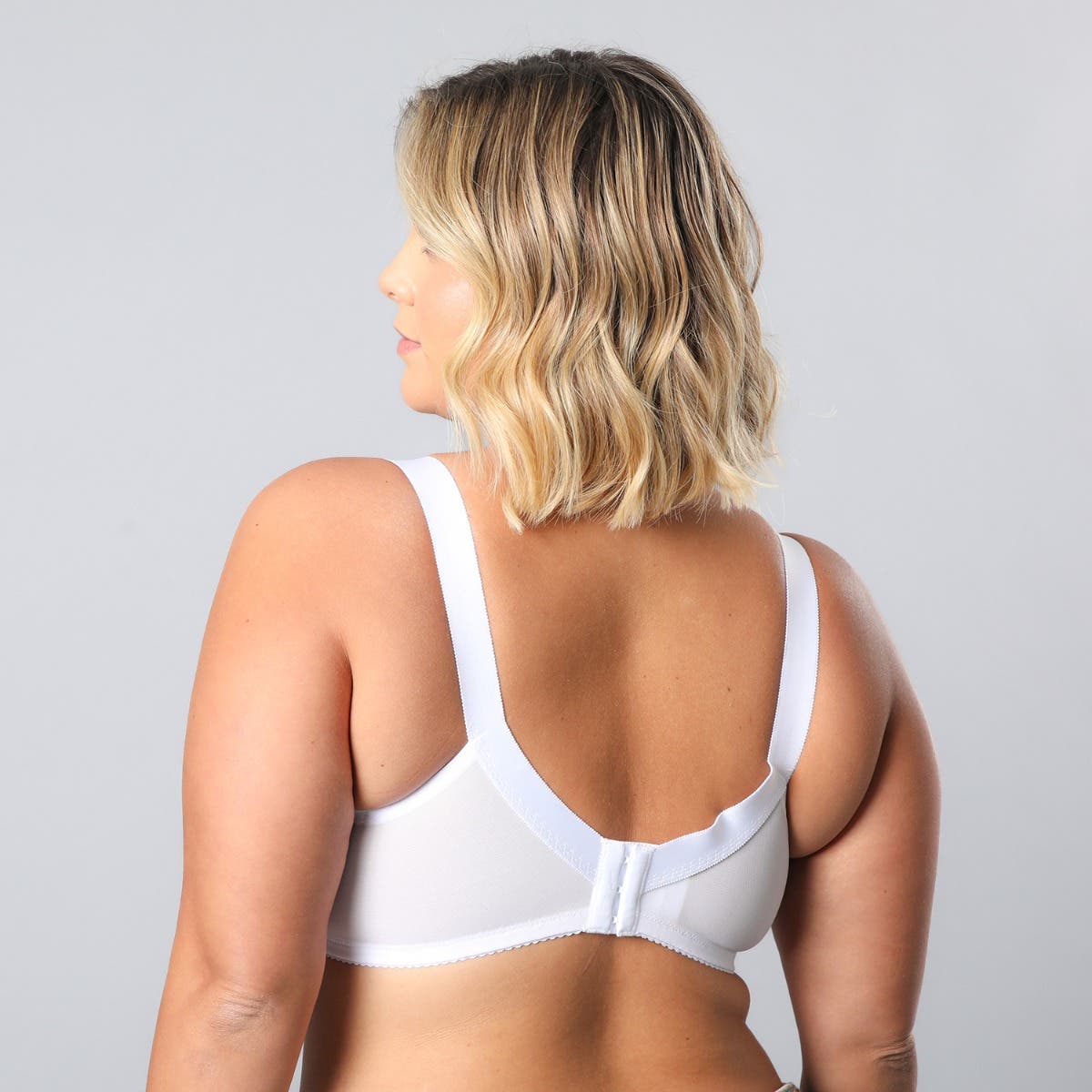 https://www.catalogoflores.cl/media/catalog/product/2/2/2255-1_3.jpg