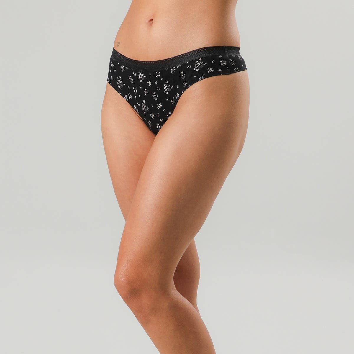 https://www.catalogoflores.cl/media/catalog/product/2/4/24825-2_2.jpg