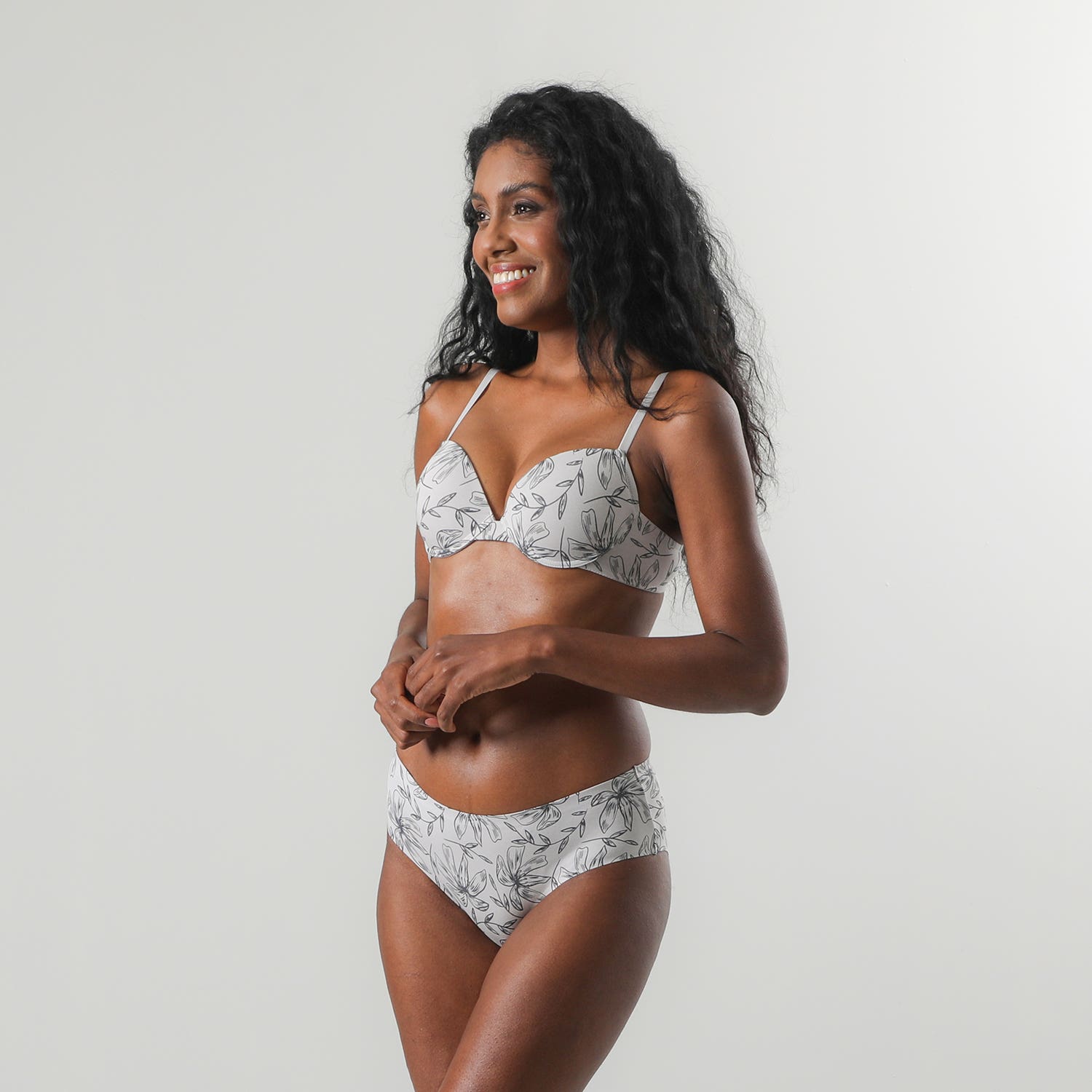 https://www.catalogoflores.cl/media/catalog/product/2/5/25367-54_3_aiwynzwjivhlecq0.jpg