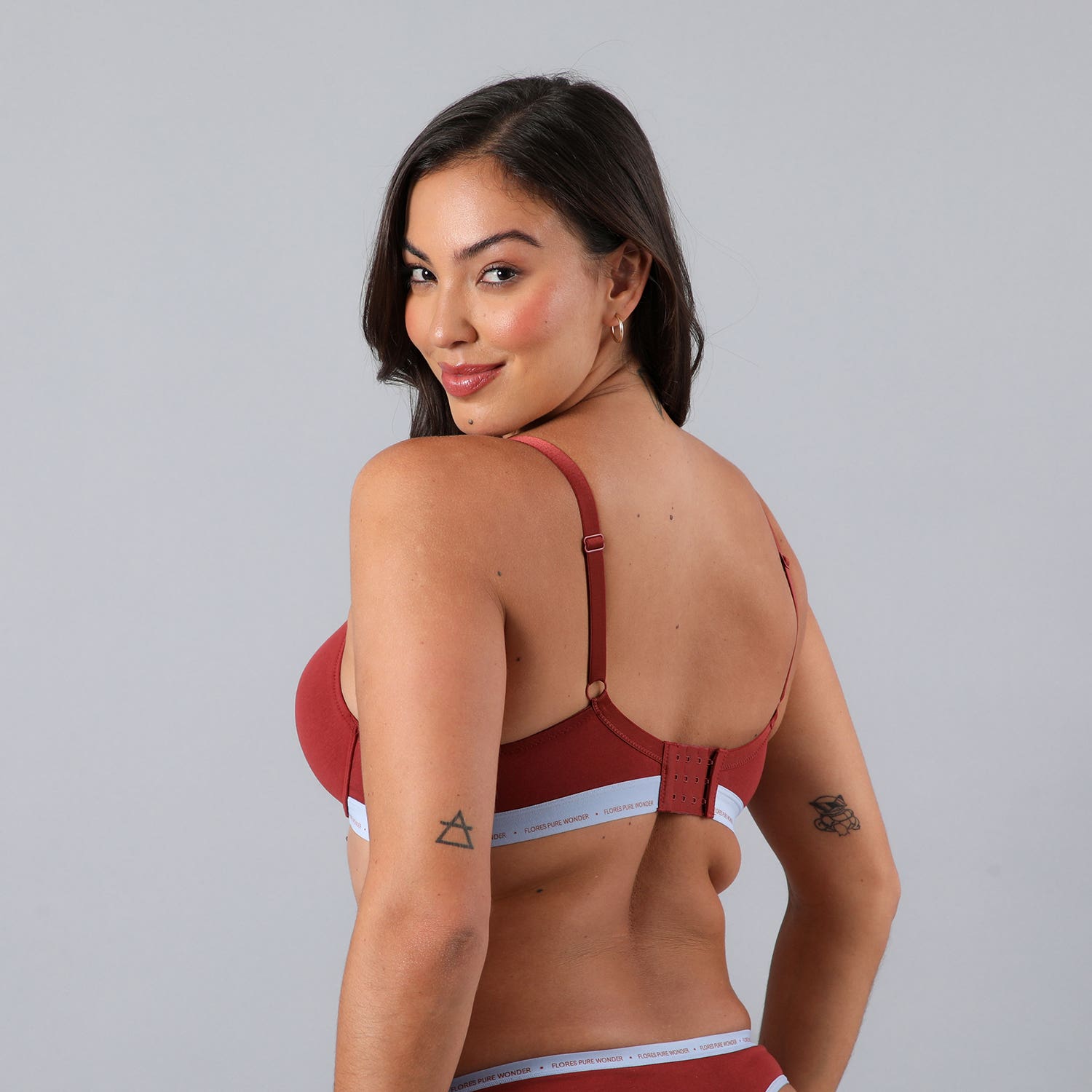https://www.catalogoflores.cl/media/catalog/product/2/5/25502-234_2_bdd7lbkmjiyquypk.jpg