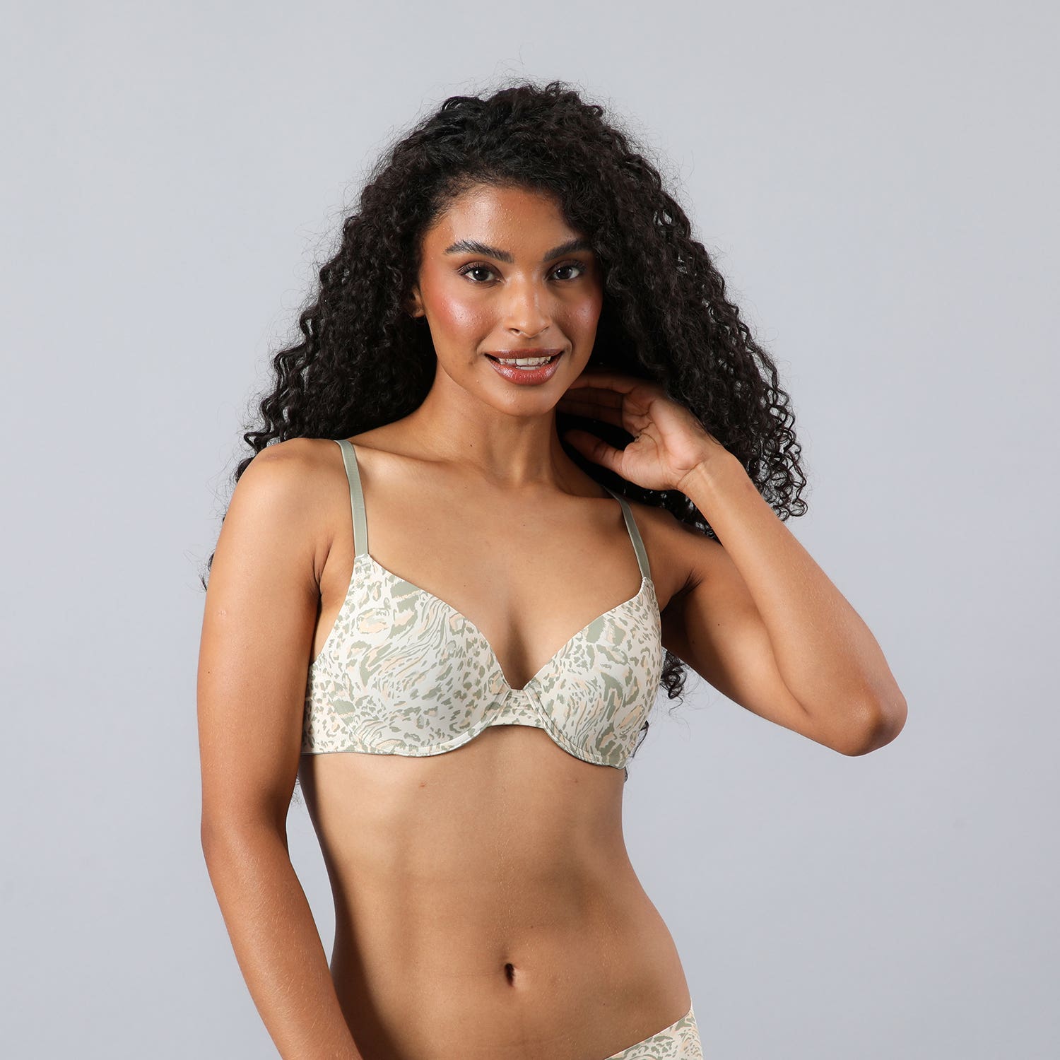 https://www.catalogoflores.cl/media/catalog/product/2/5/25552-235_3_thn8rvaueu0cxlax.jpg