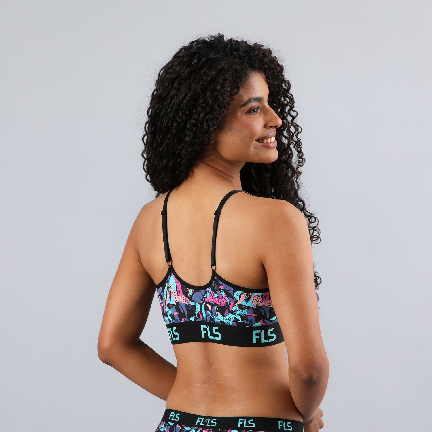 https://www.catalogoflores.cl/media/catalog/product/2/5/25580-171_3_njddfdtz2bygcfjb.jpg