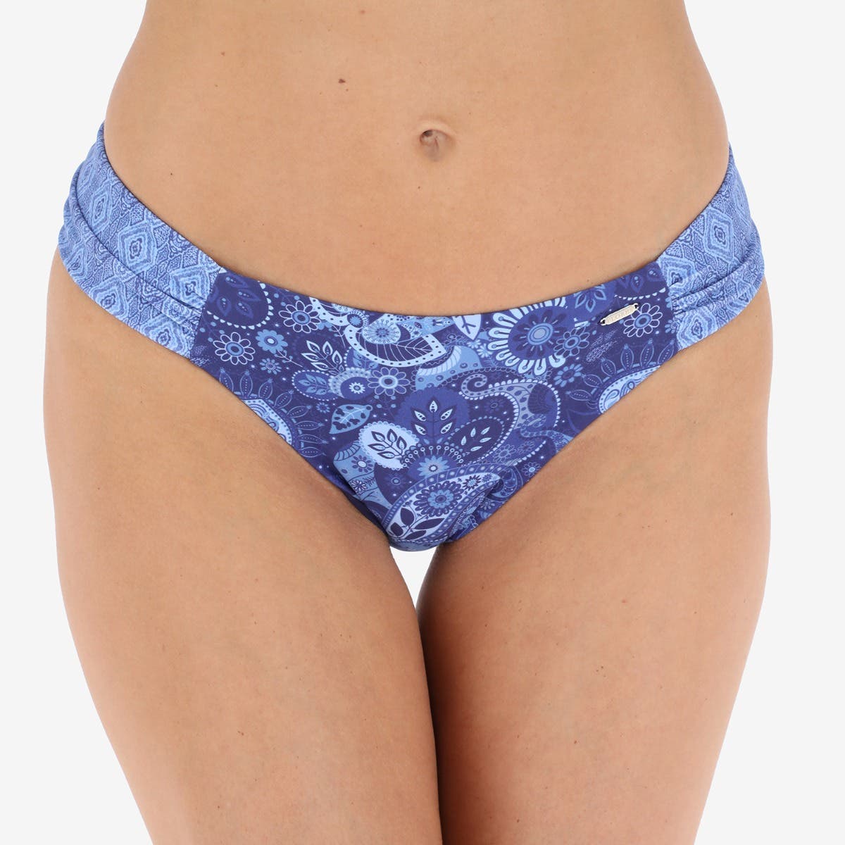 https://www.catalogoflores.cl/media/catalog/product/3/2/32833-18_4.jpg