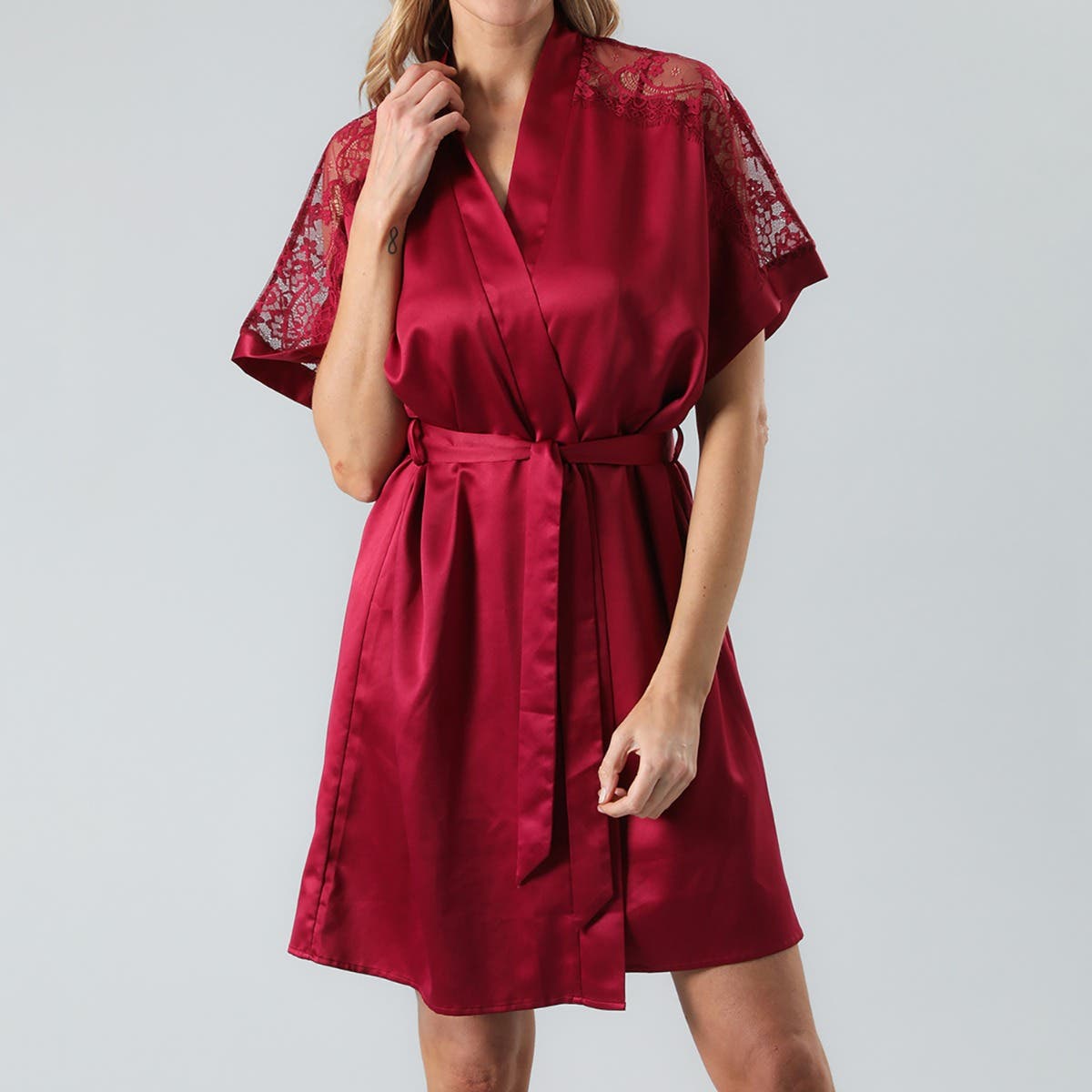 https://www.catalogoflores.cl/media/catalog/product/3/3/33064-180_2_2.jpg
