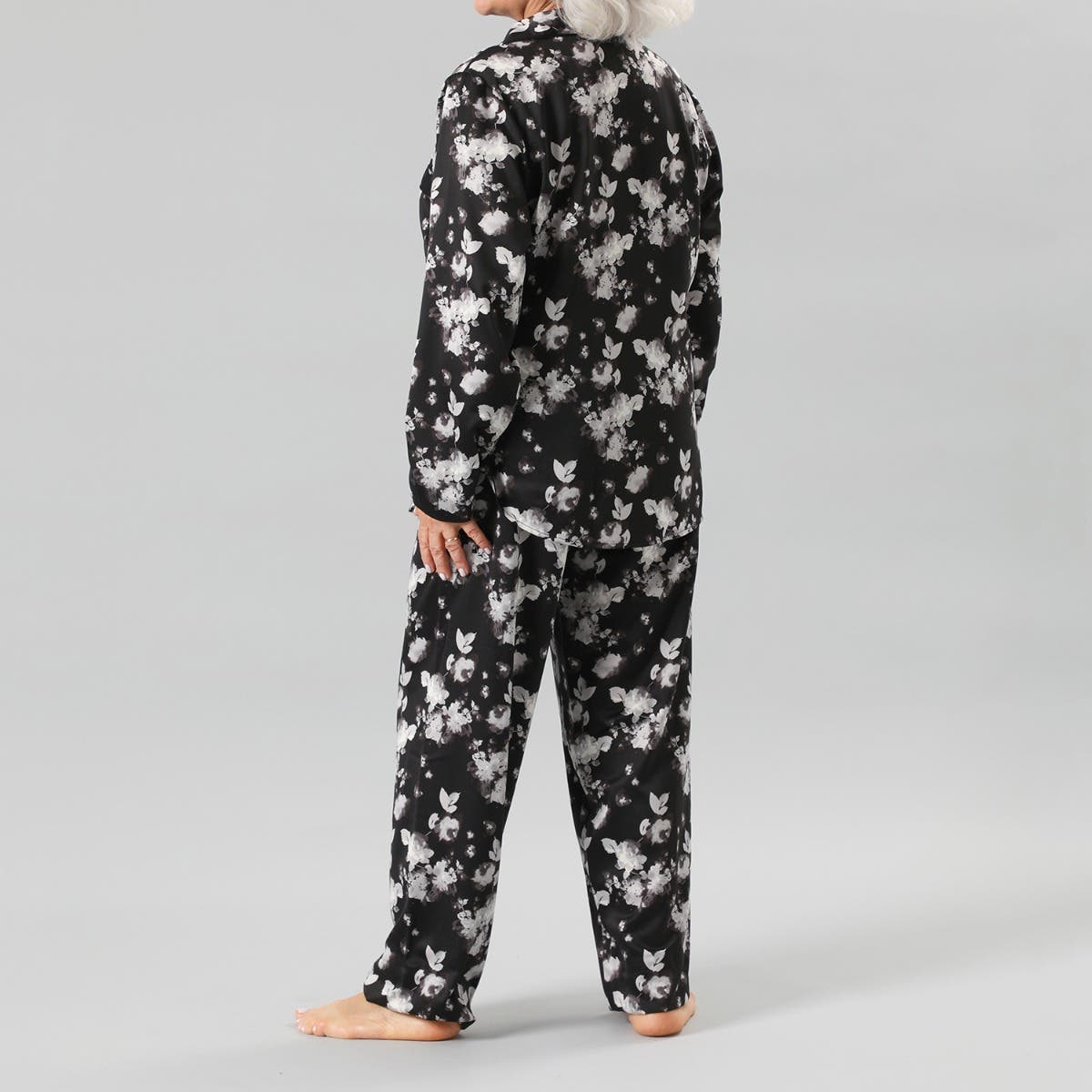 https://www.catalogoflores.cl/media/catalog/product/3/3/33241-114_2.jpg