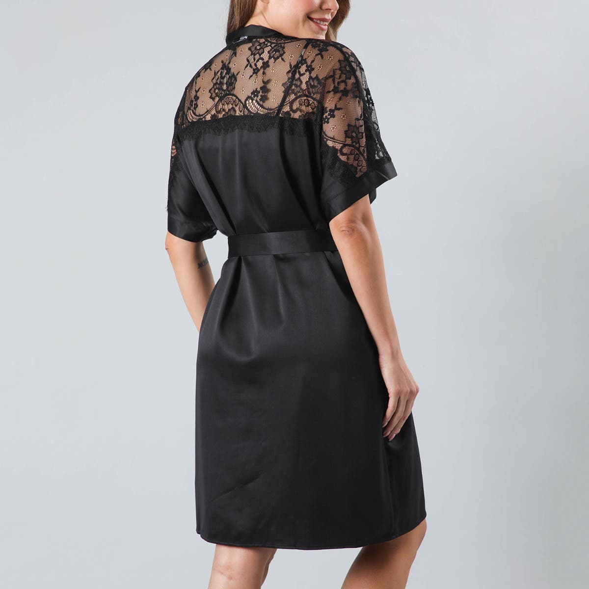 https://www.catalogoflores.cl/media/catalog/product/3/3/33346-2_2.jpg