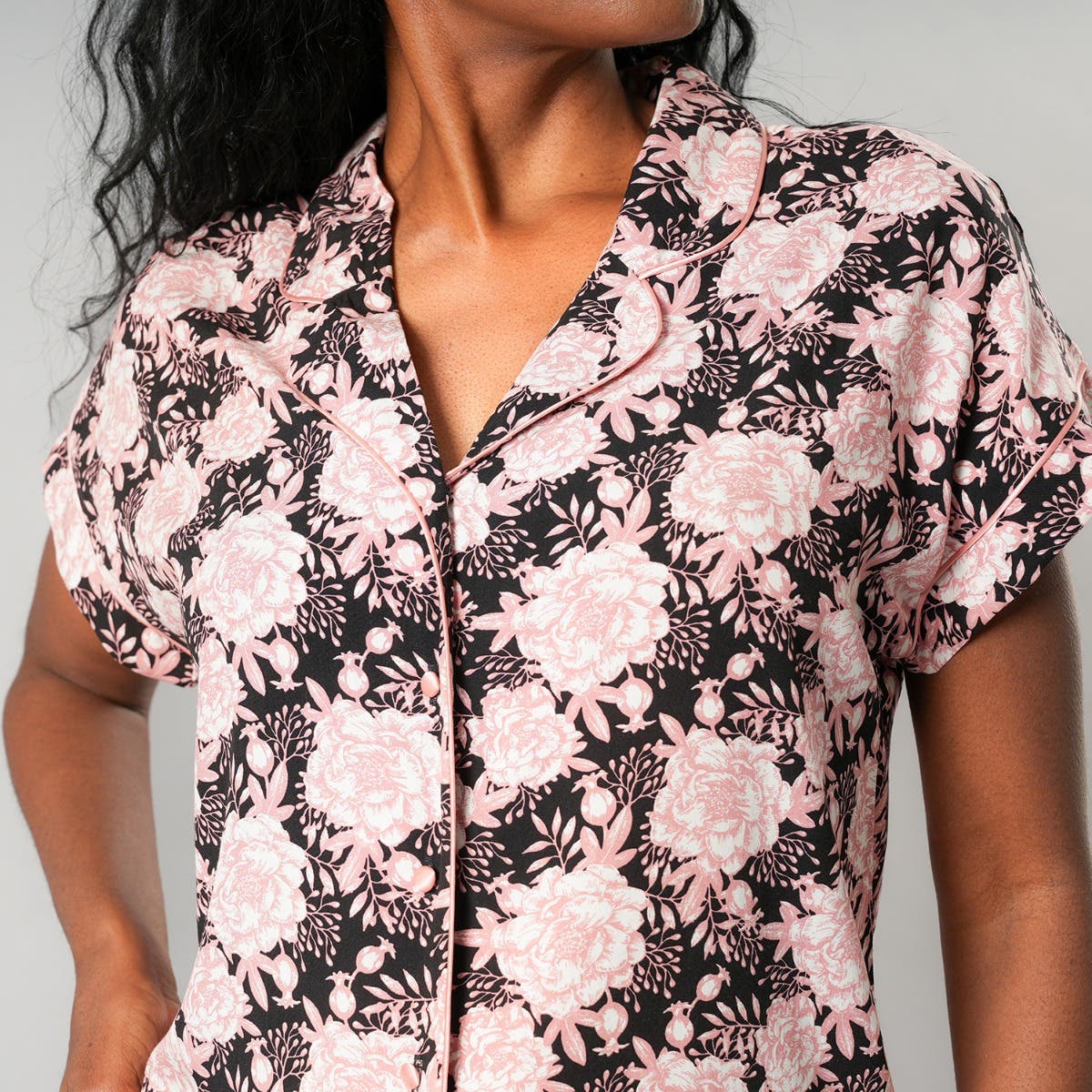 https://www.catalogoflores.cl/media/catalog/product/3/3/33579-2_3.jpg