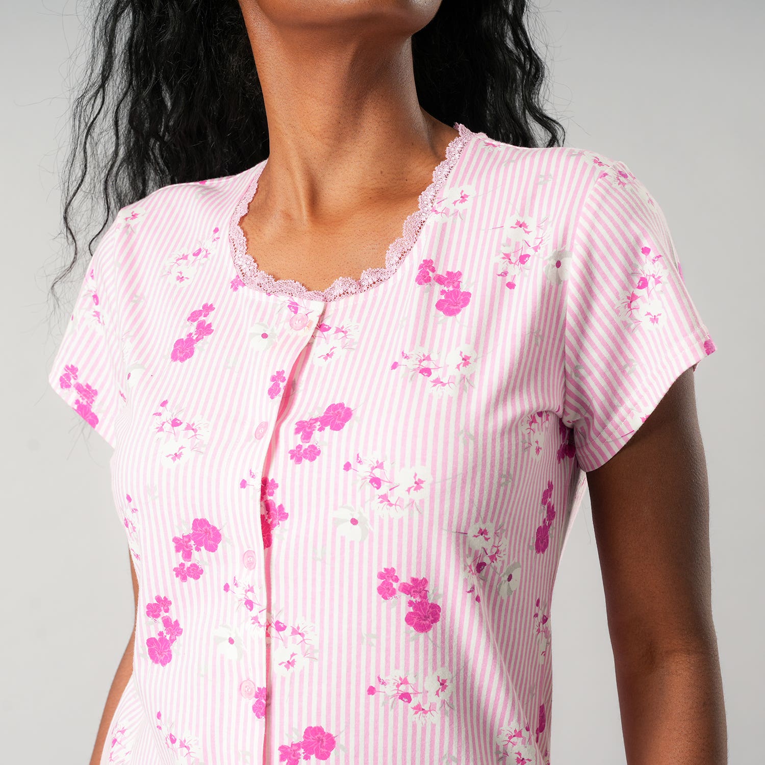 https://www.catalogoflores.cl/media/catalog/product/3/3/33581-223_3_jeddcf5xvin0tqep.jpg