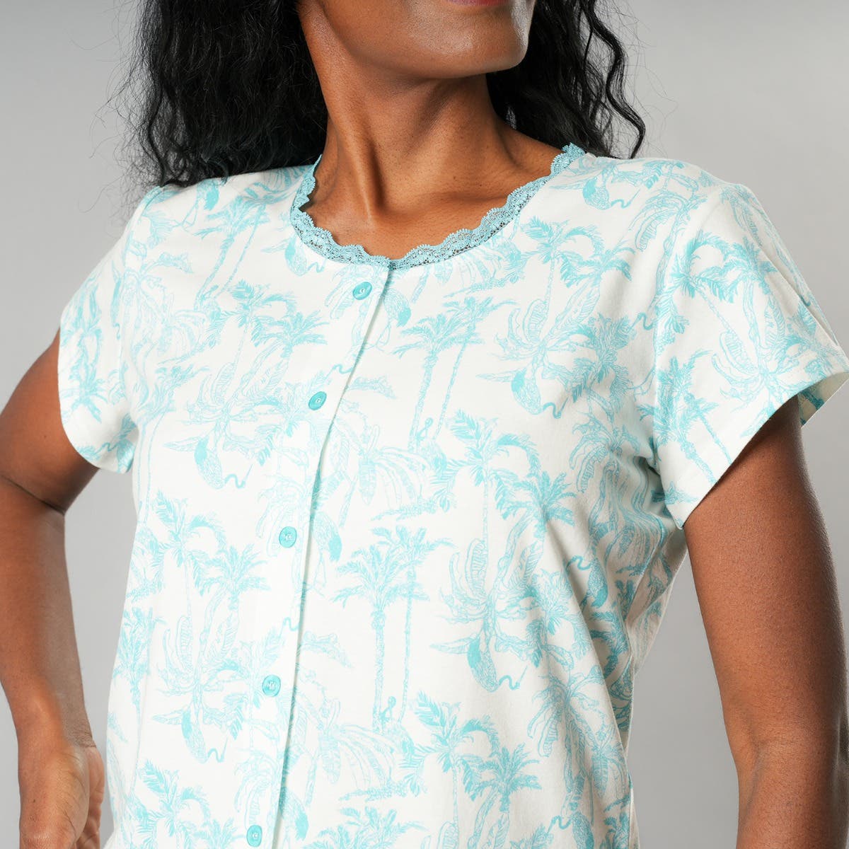 https://www.catalogoflores.cl/media/catalog/product/3/3/33581-58_4.jpg