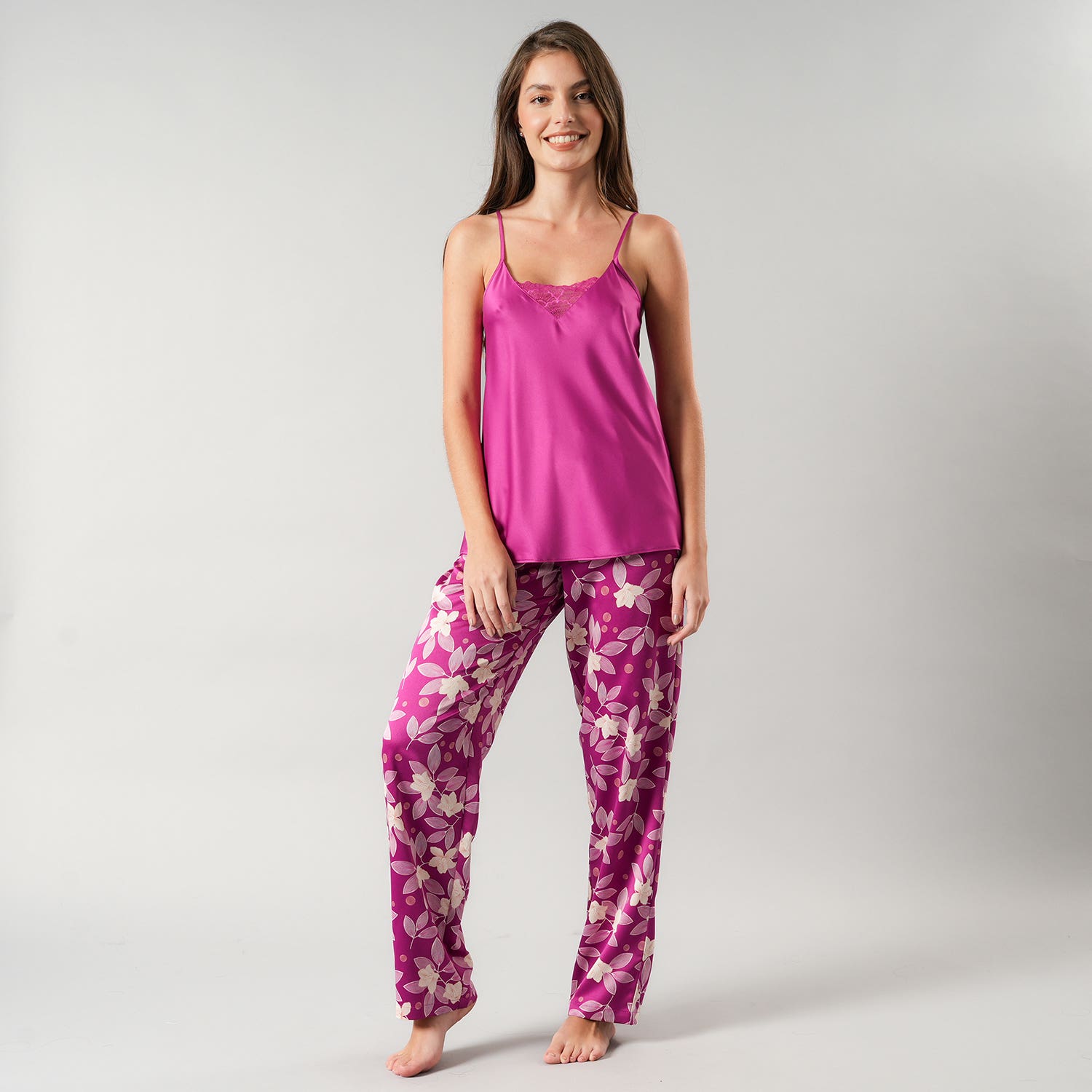 https://www.catalogoflores.cl/media/catalog/product/3/3/33593-223_1_jsv8o8lnwxh8jt16.jpg