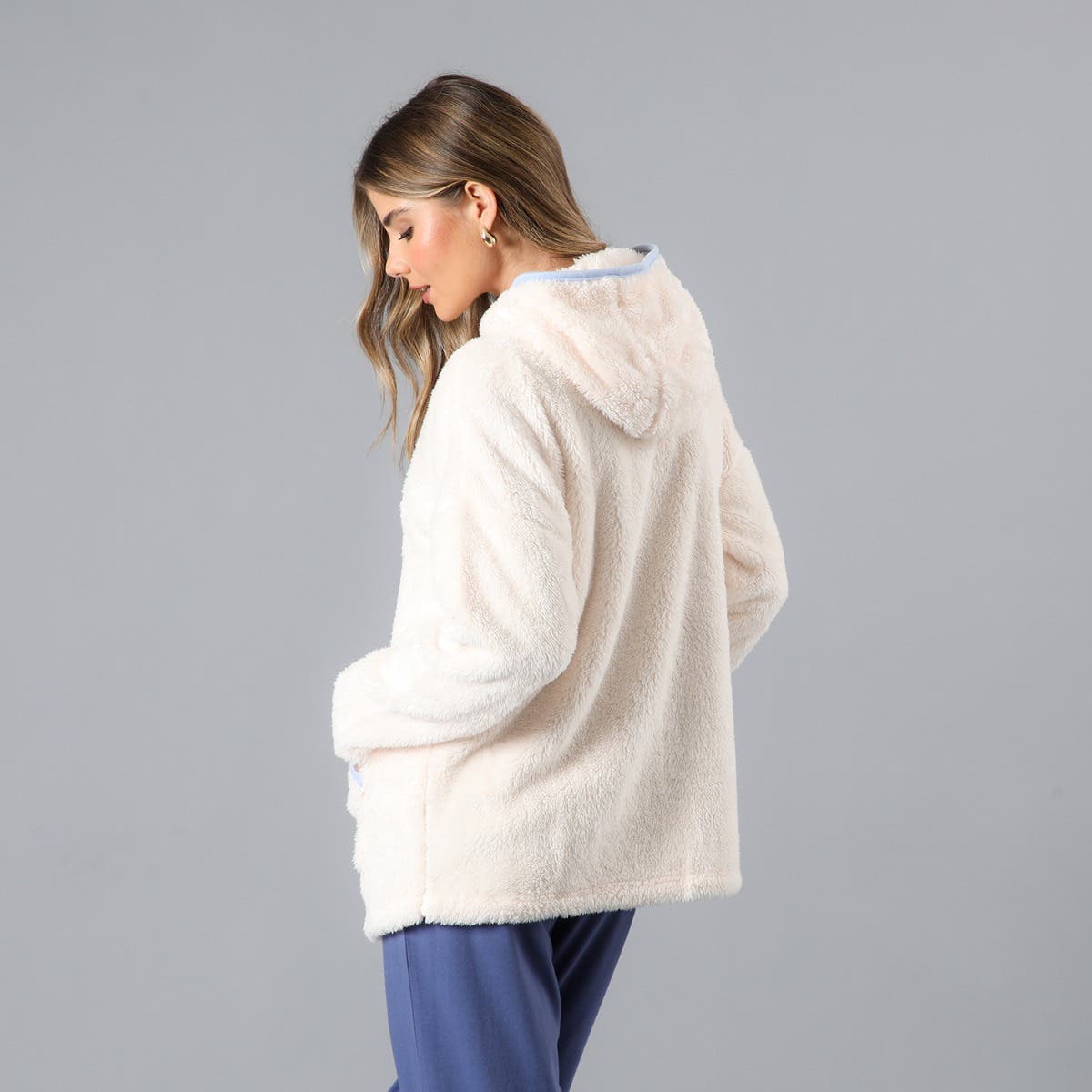 https://www.catalogoflores.cl/media/catalog/product/3/3/33751-17_2.jpg