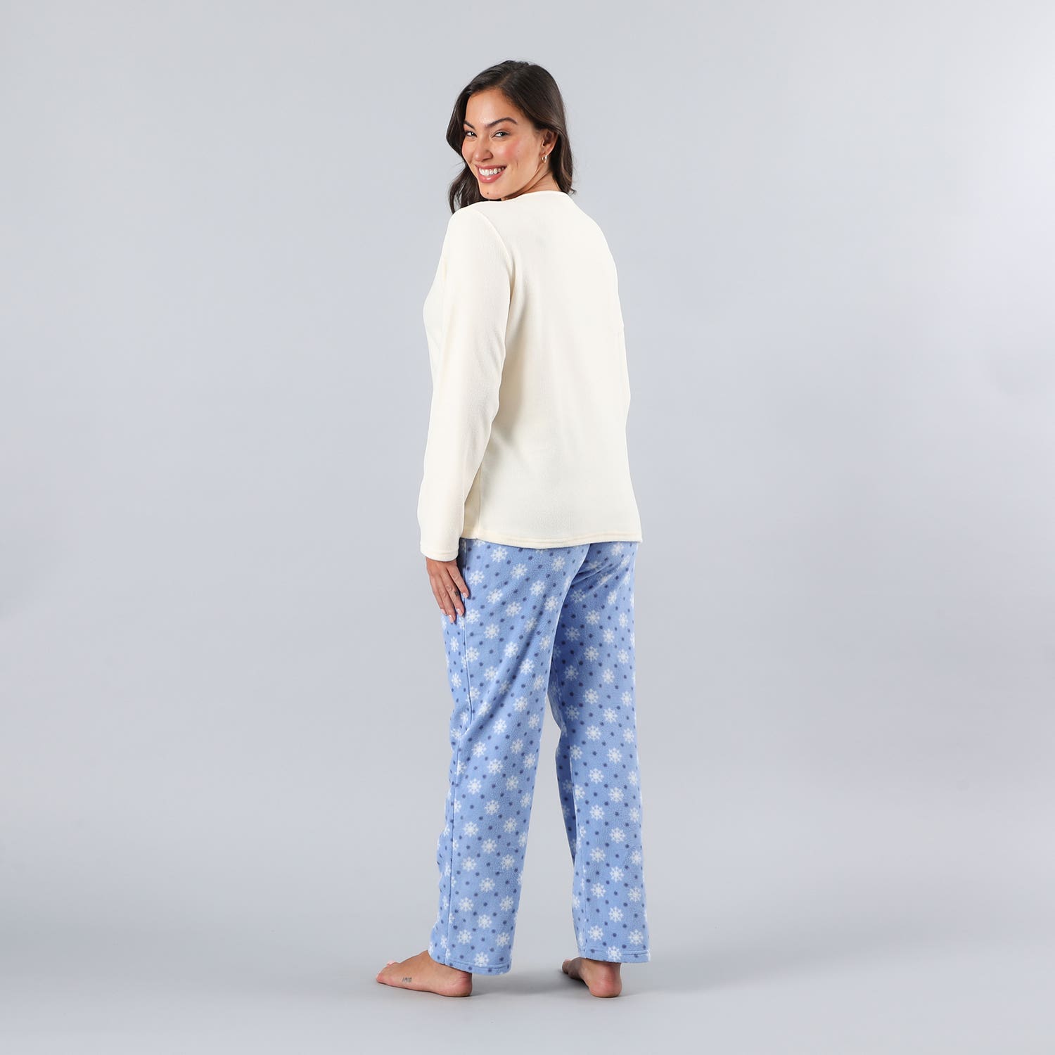 https://www.catalogoflores.cl/media/catalog/product/3/3/33758-17_2_eg1qnxtaohbxhfwb.jpg
