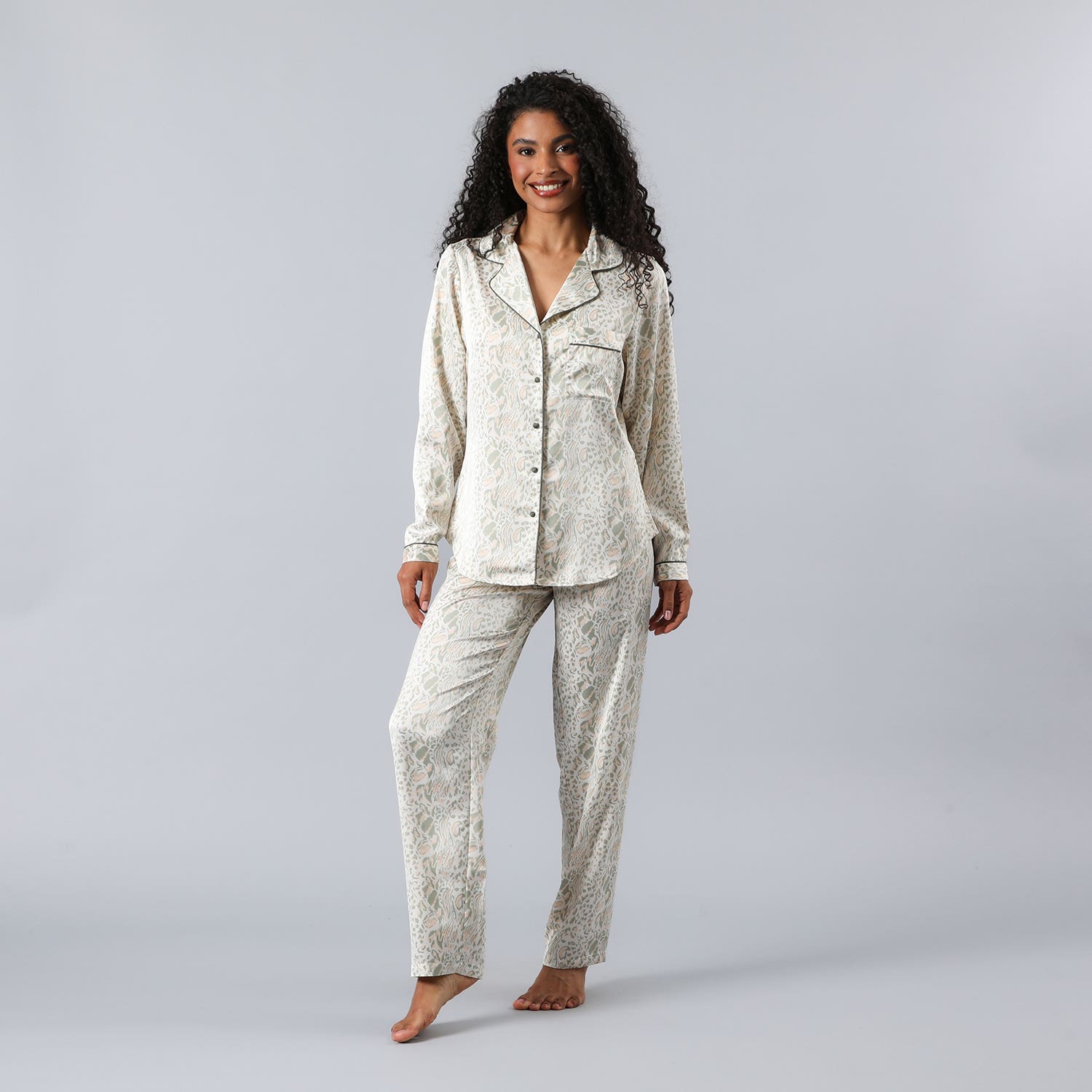 https://www.catalogoflores.cl/media/catalog/product/3/3/33760-235_1_5tyexybsjqajvaco.jpg