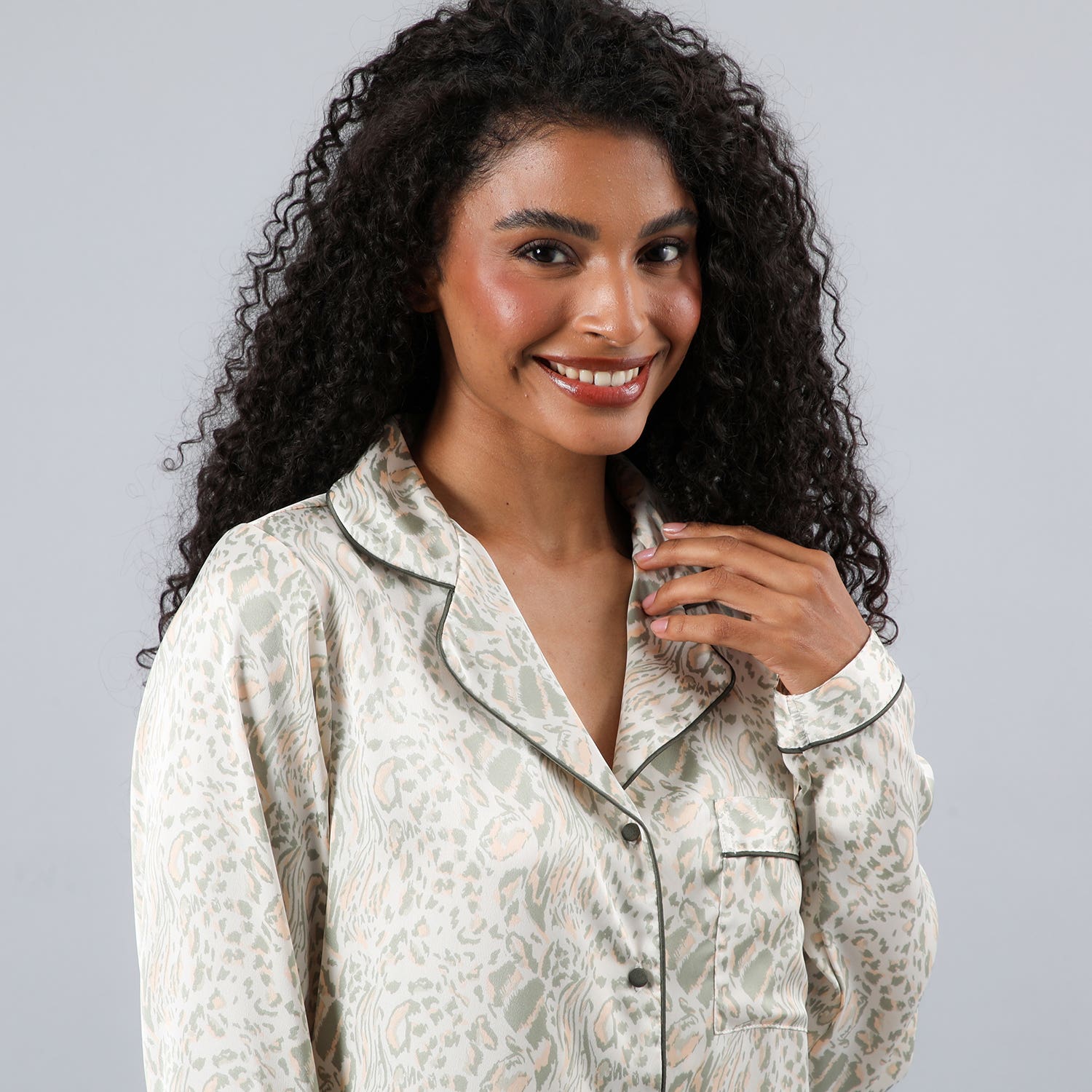 https://www.catalogoflores.cl/media/catalog/product/3/3/33760-235_4_ojpuutjg1giadnmd.jpg