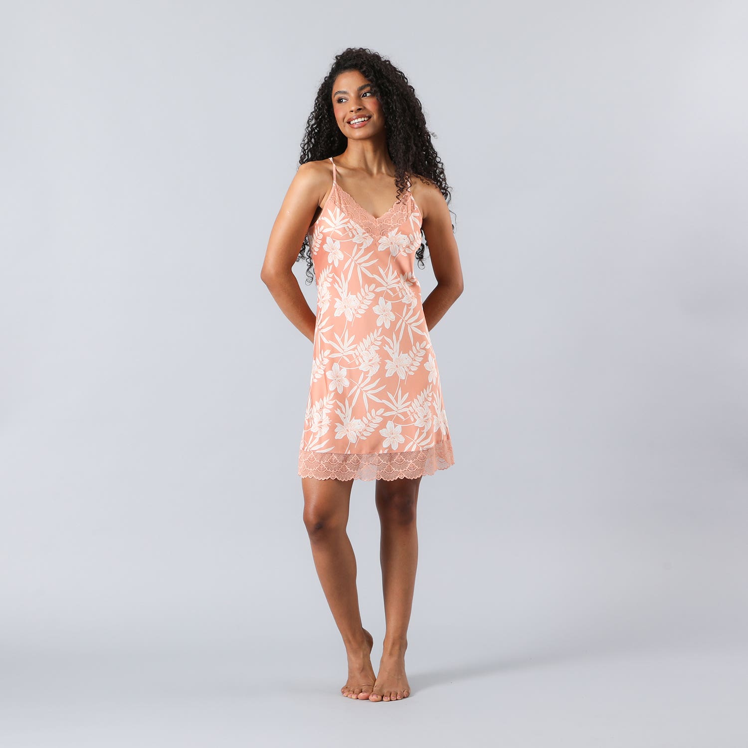 https://www.catalogoflores.cl/media/catalog/product/3/3/33765-241_1_wwrfhtavhtng4mzb.jpg