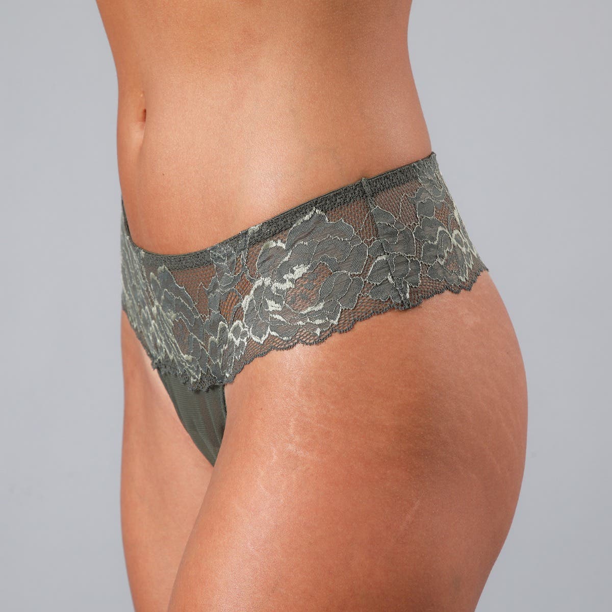 https://www.catalogoflores.cl/media/catalog/product/3/3/33766-235_7_1.jpg