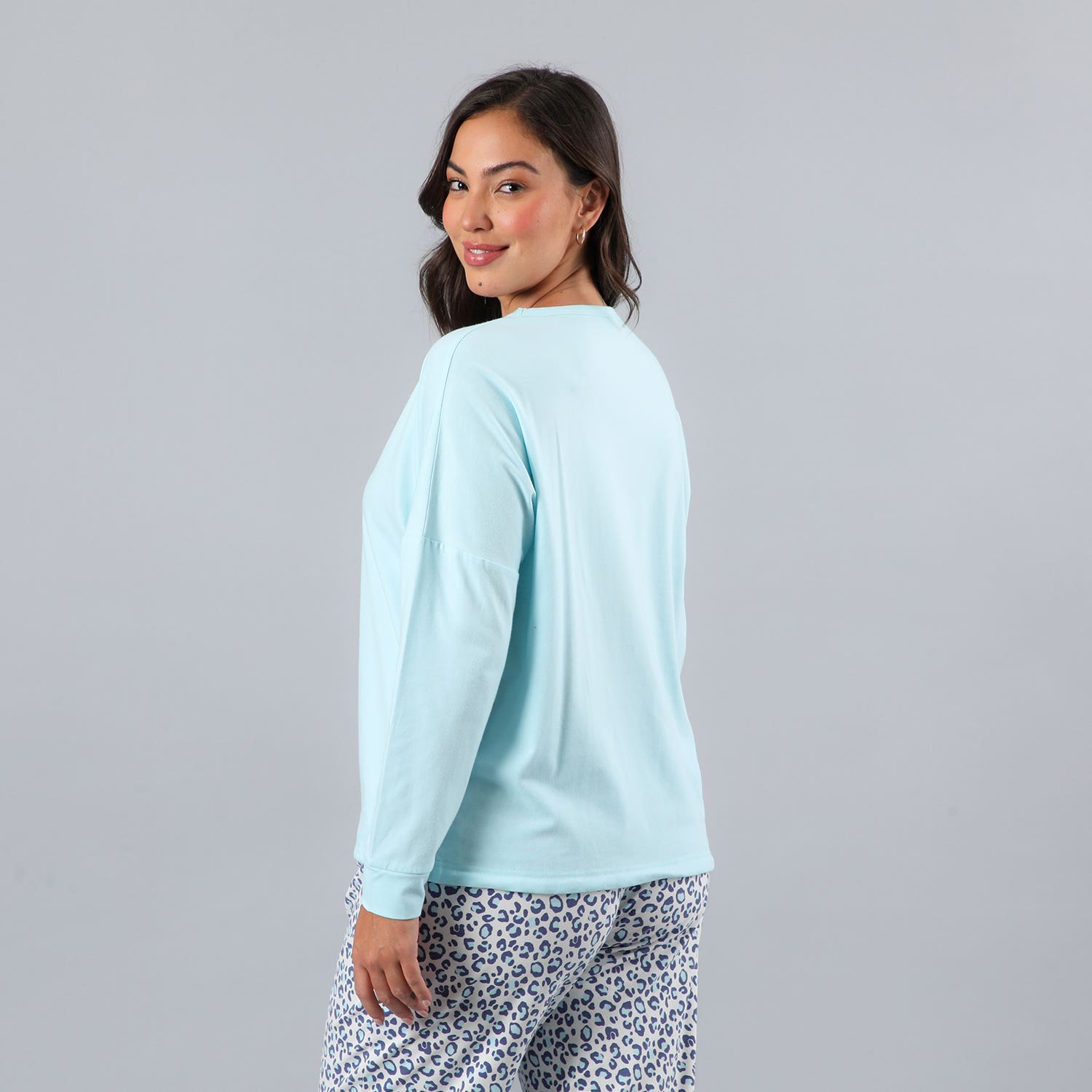 https://www.catalogoflores.cl/media/catalog/product/3/3/33771-240_2_x2vjrg3k1c4rvkni.jpg