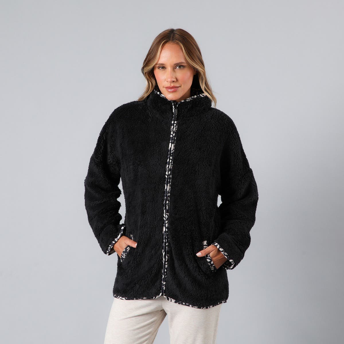 https://www.catalogoflores.cl/media/catalog/product/3/3/33778-2_1.jpg