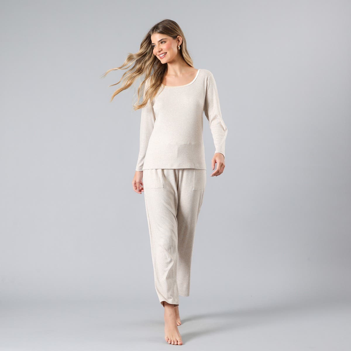 https://www.catalogoflores.cl/media/catalog/product/5/0/50638-202_1.jpg