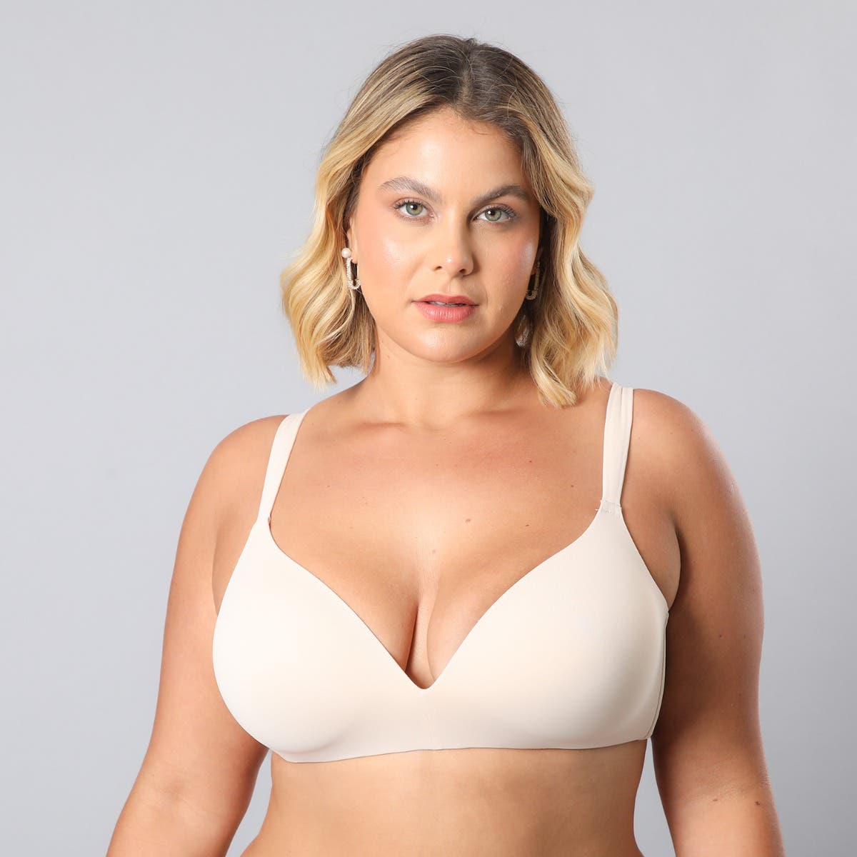 https://www.catalogoflores.cl/media/catalog/product/8/1/8182-97_1.jpg